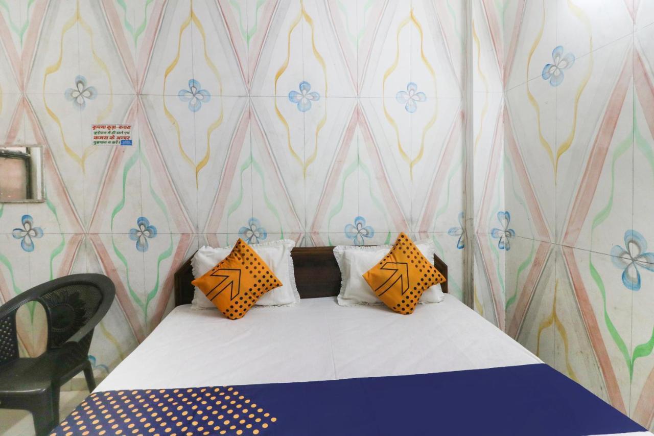 Spot On 67728 Ashish Guest House Jaunpur Exterior foto